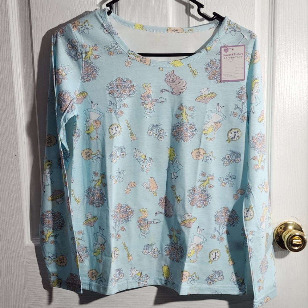 Adorable SWIMMER Japan Alice in Wonderland print shirt